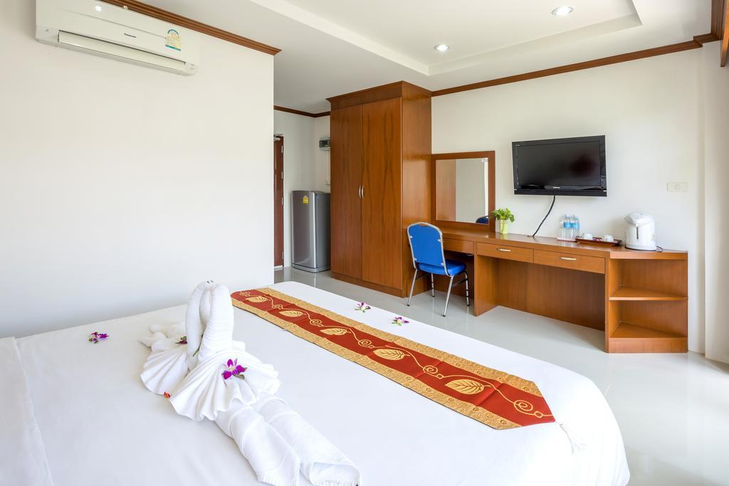 Отель Phusita House 2 Patong Экстерьер фото