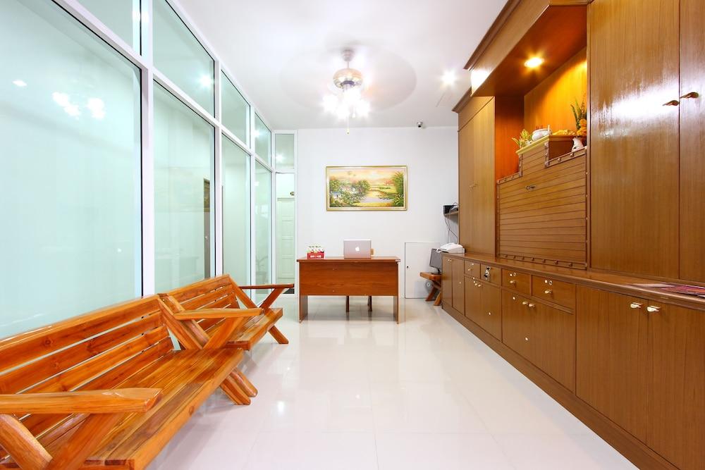 Отель Phusita House 2 Patong Экстерьер фото