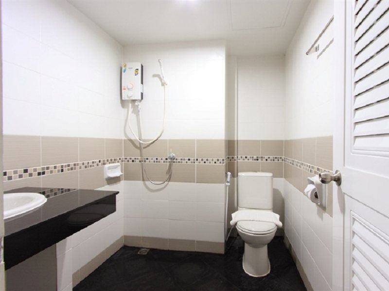 Отель Phusita House 2 Patong Экстерьер фото